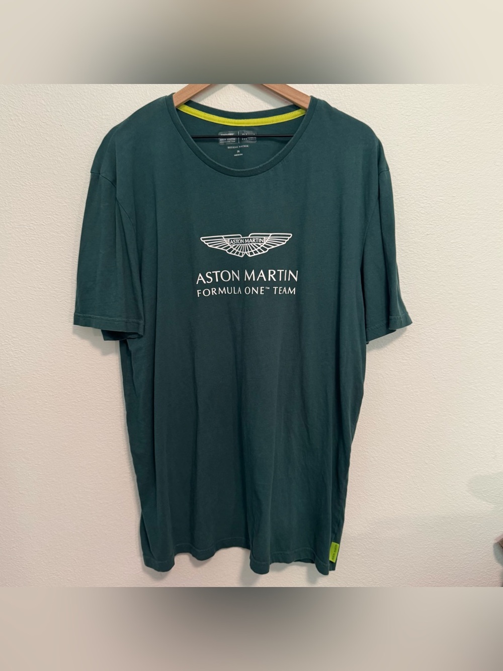 Aston Martin F1 T Shirt 2XL